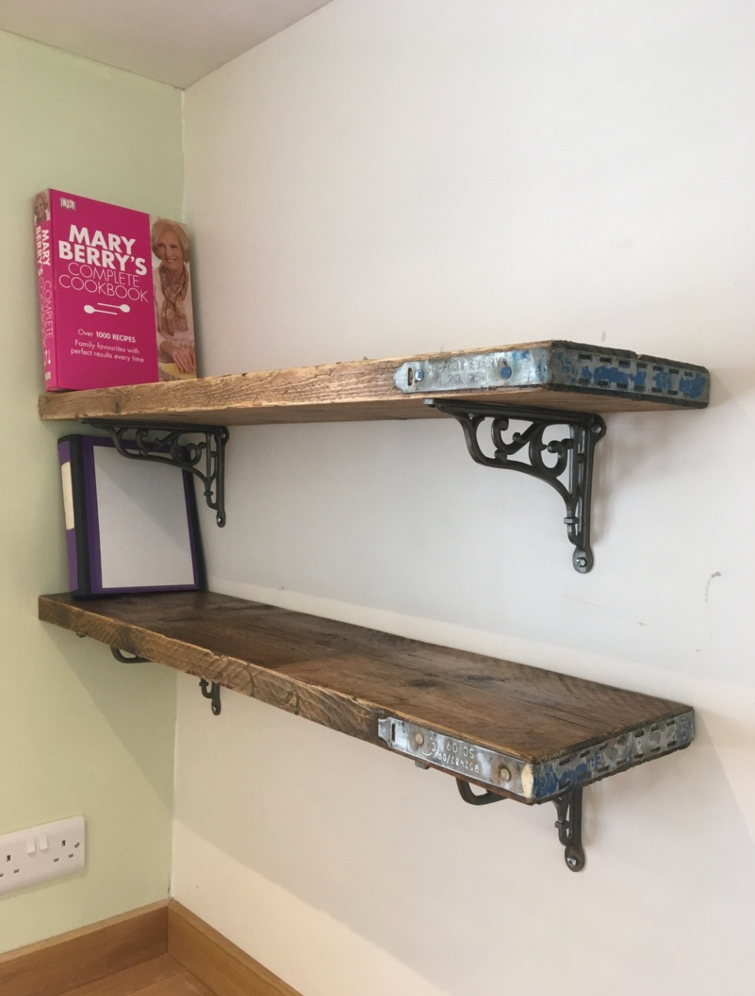 Fine Cast Iron Shelf Brackets