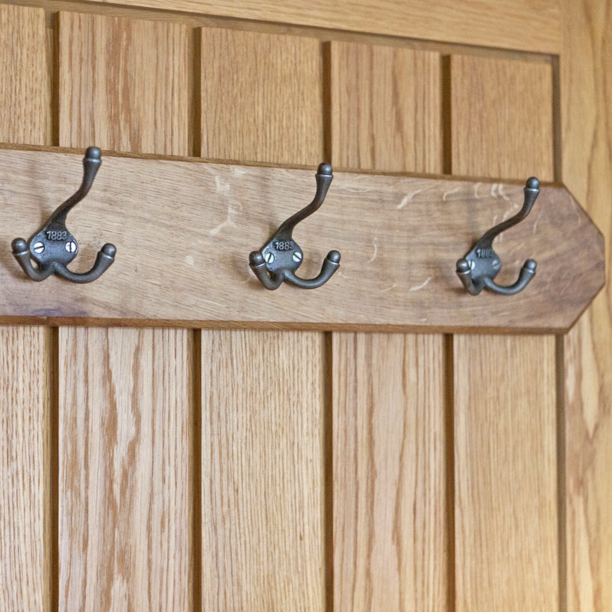 wall coat hooks SHOW