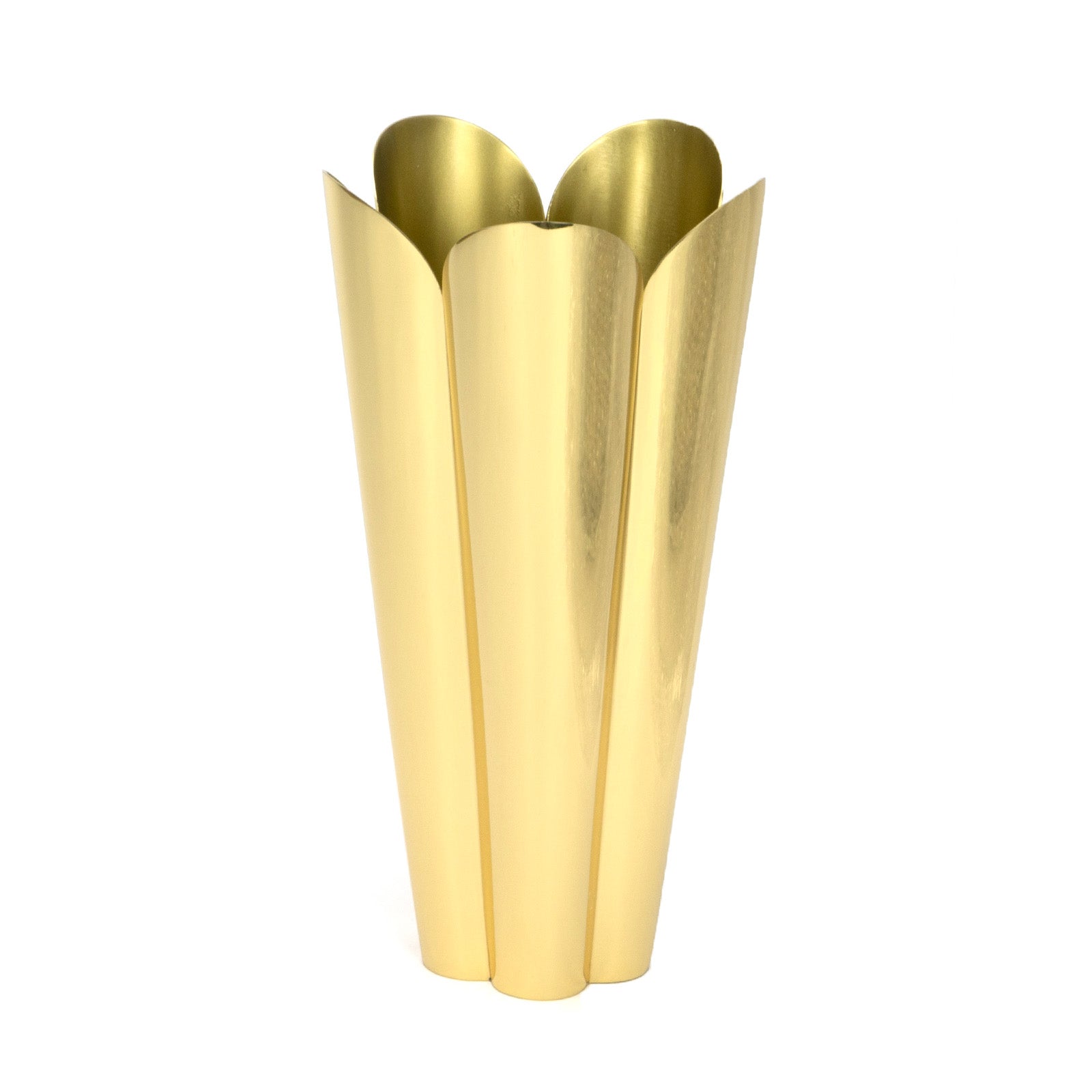 Flora Vase in Smooth Brass