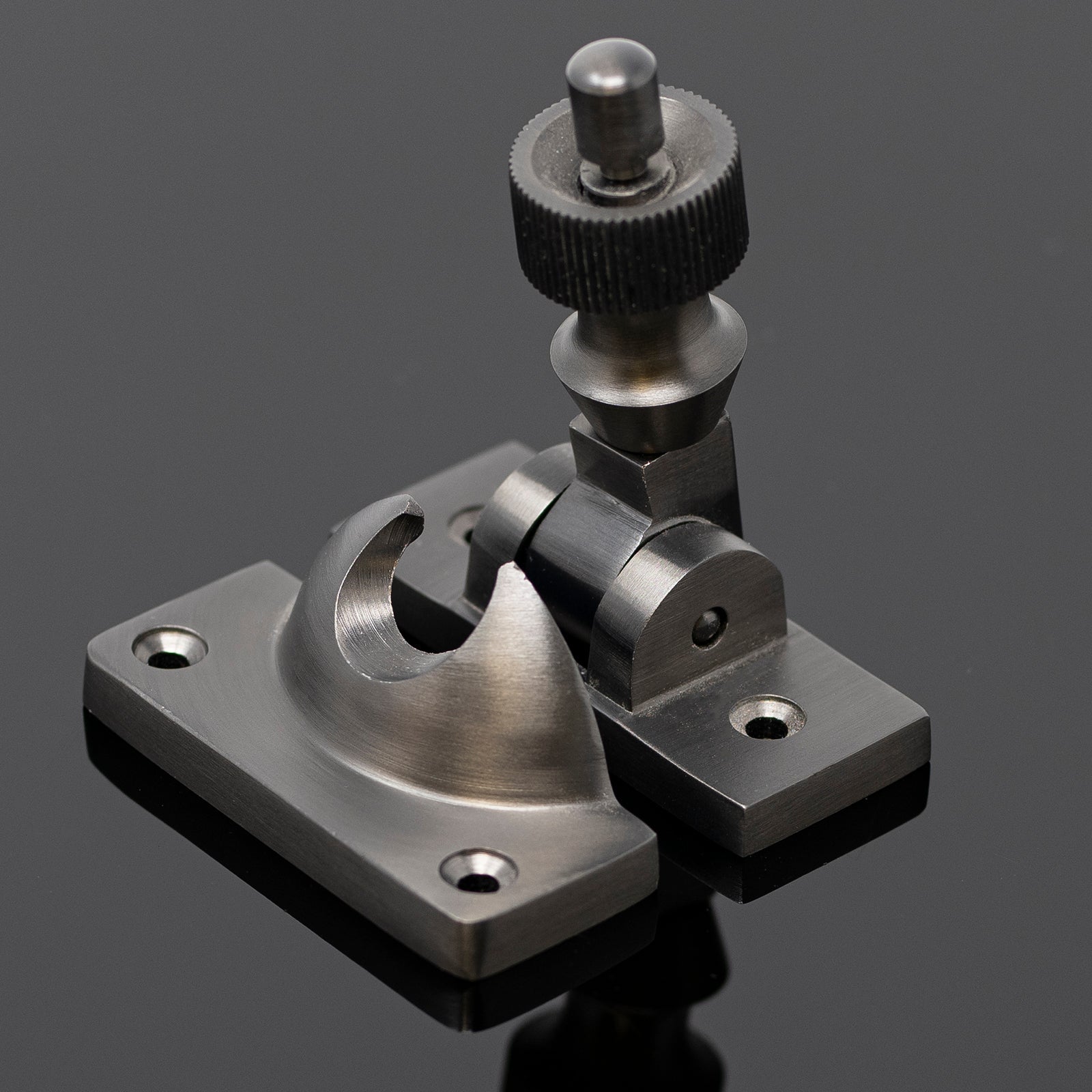 Brighton Sash Window Fastener in a Matt Bronze Finish SHOW