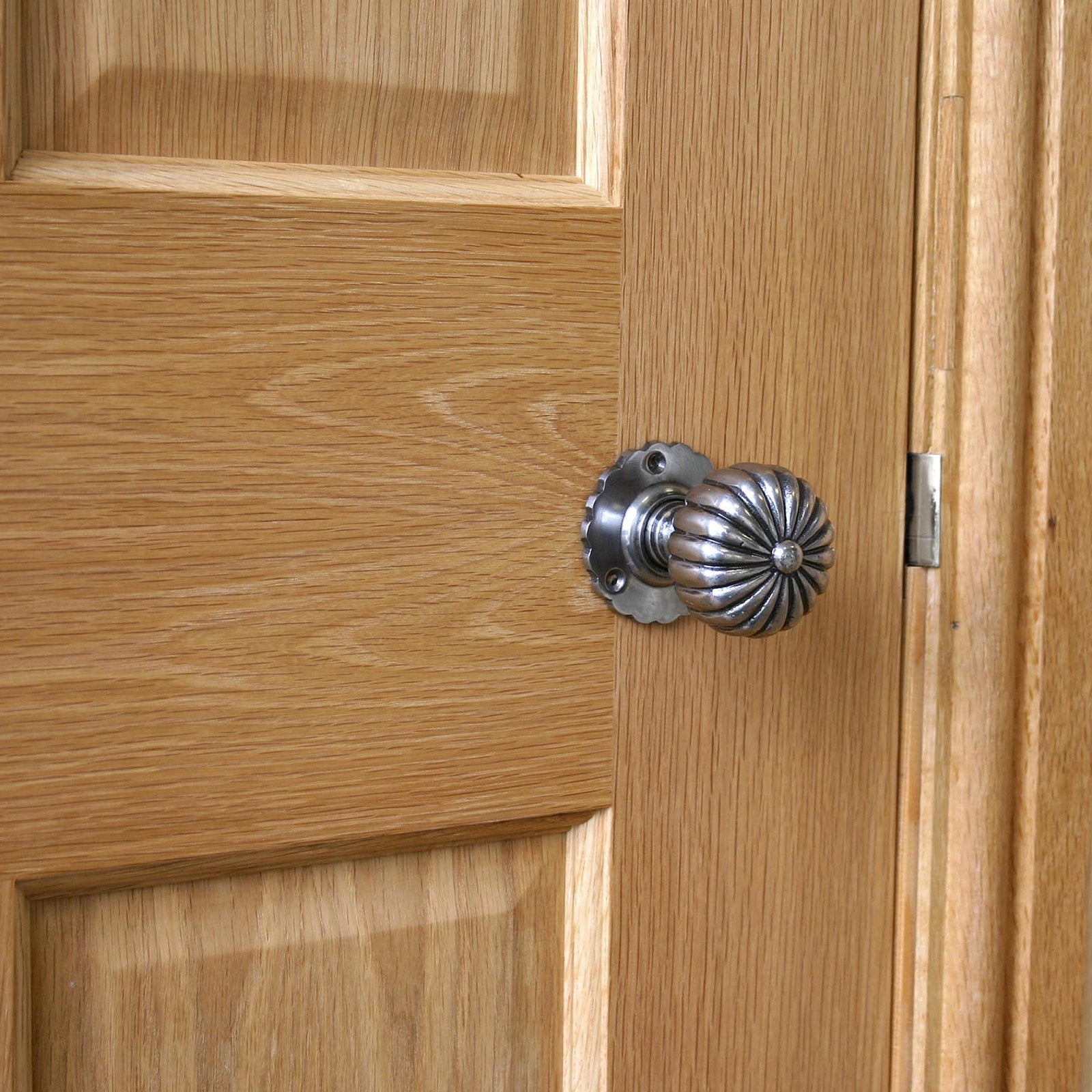 SHOW Hover Image of Flower Mortice Knobs
