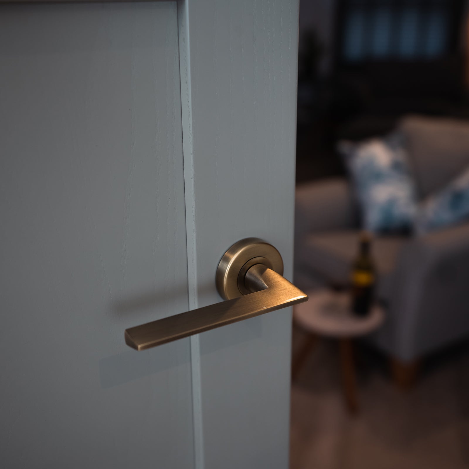 Aged brass lever on rose door handle, modern round rose handle SHOW