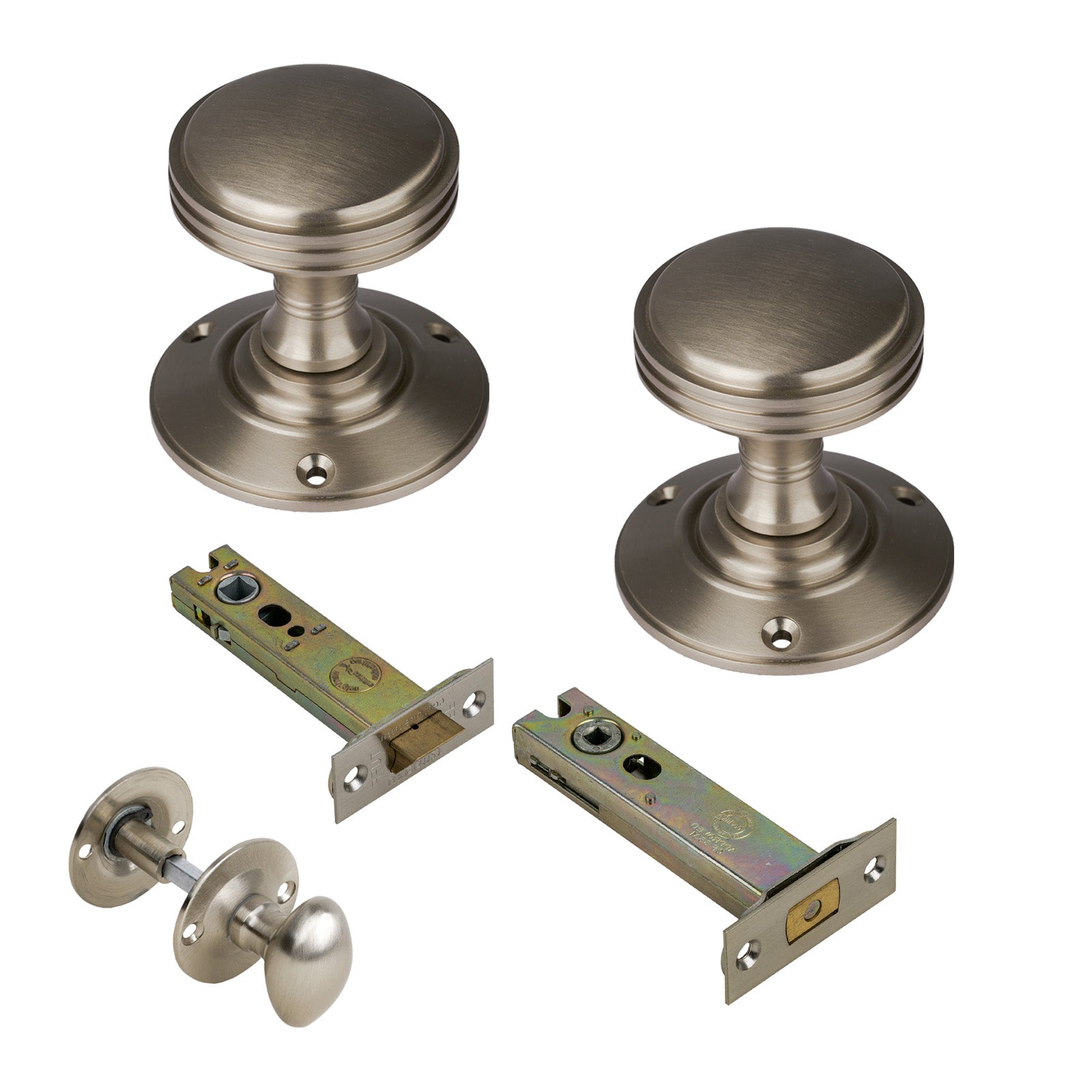 Richmond Door Knob on Rose with Satin Nickel 4 inch bathroom set