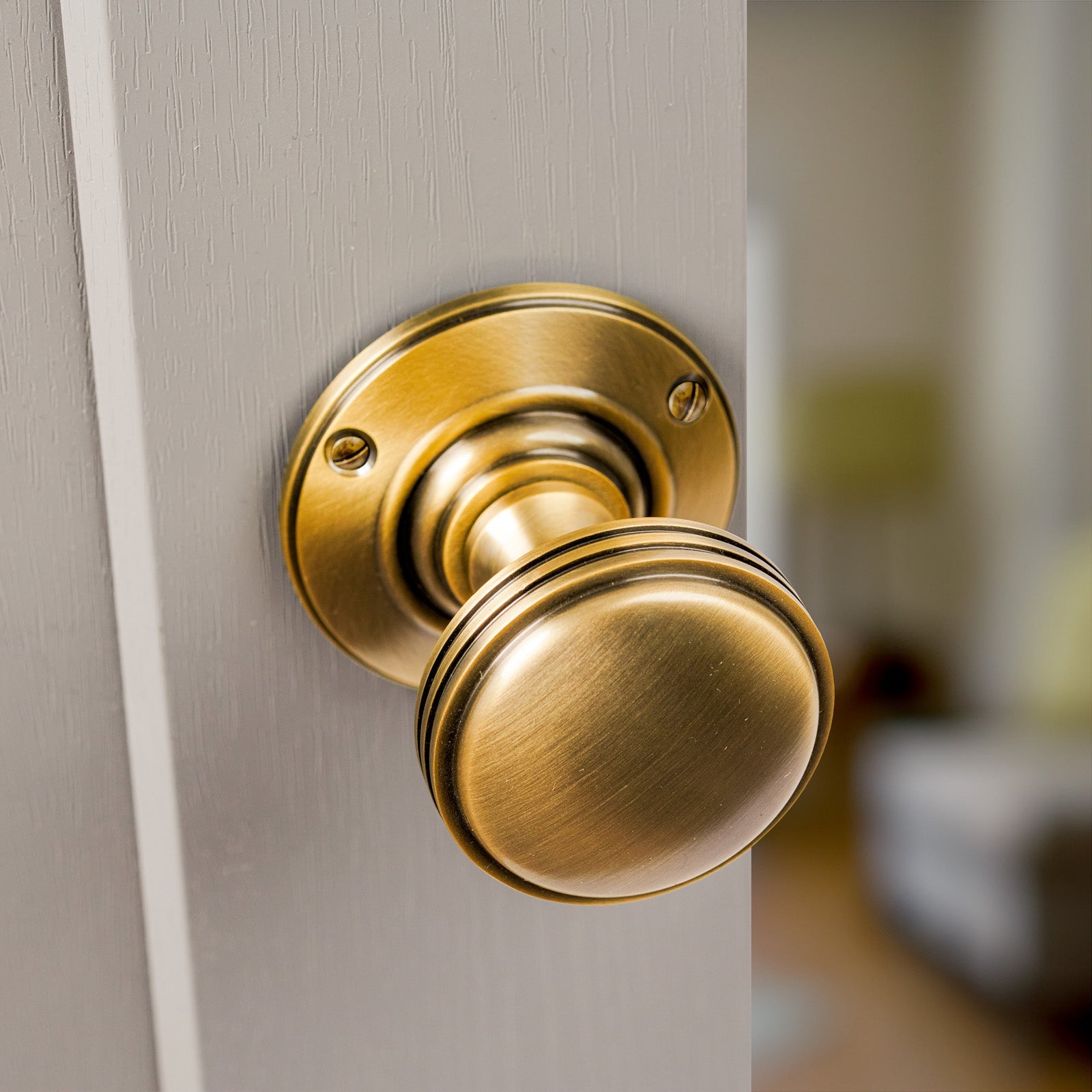 SHOW Moody Image of Richmond Door Knob on Rose