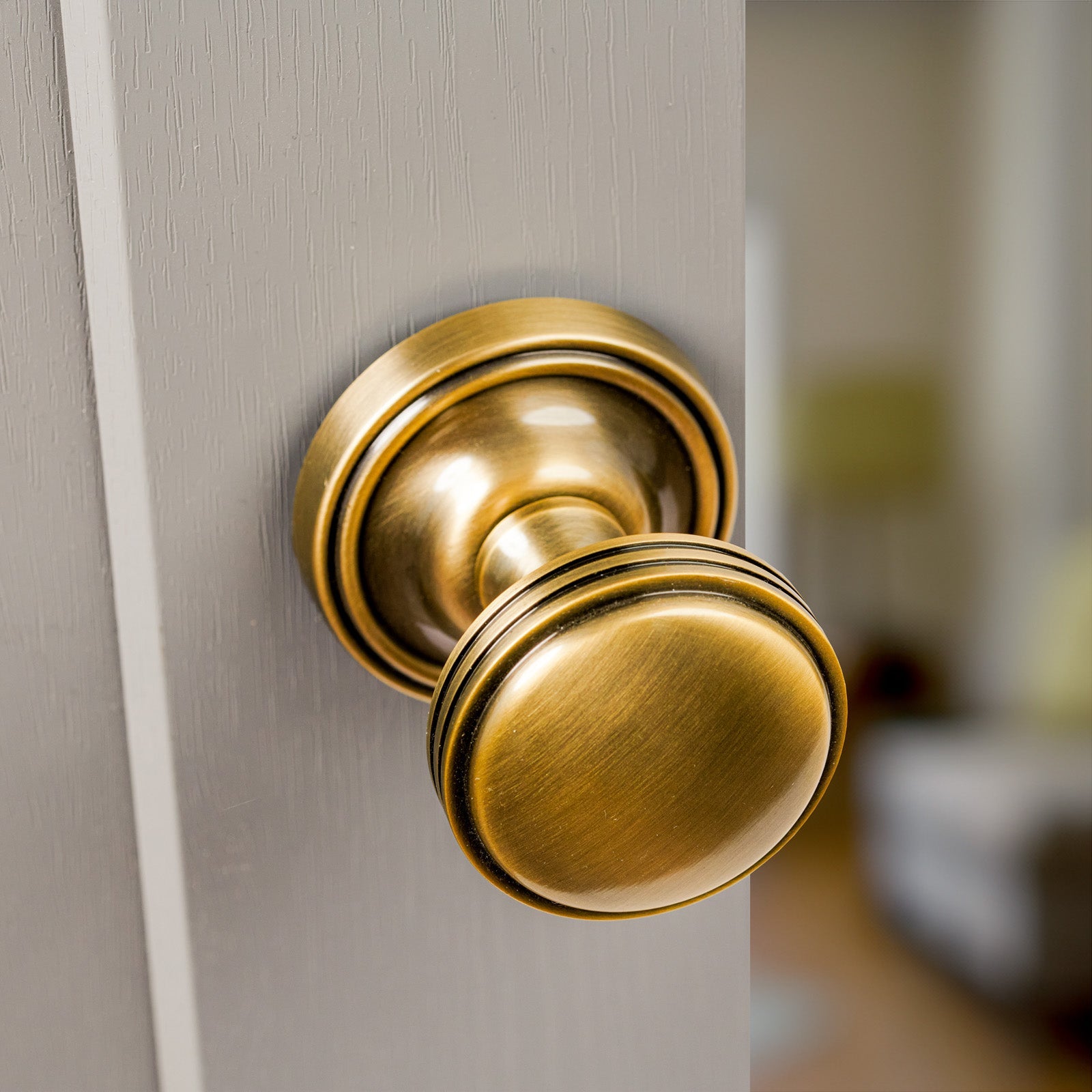 SHOW Moody Image of Whitehall Door Knob on Rose