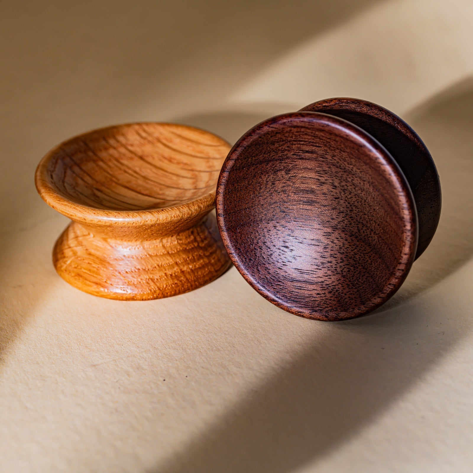 SHOW Moody Image of Yoyo Cabinet Knob