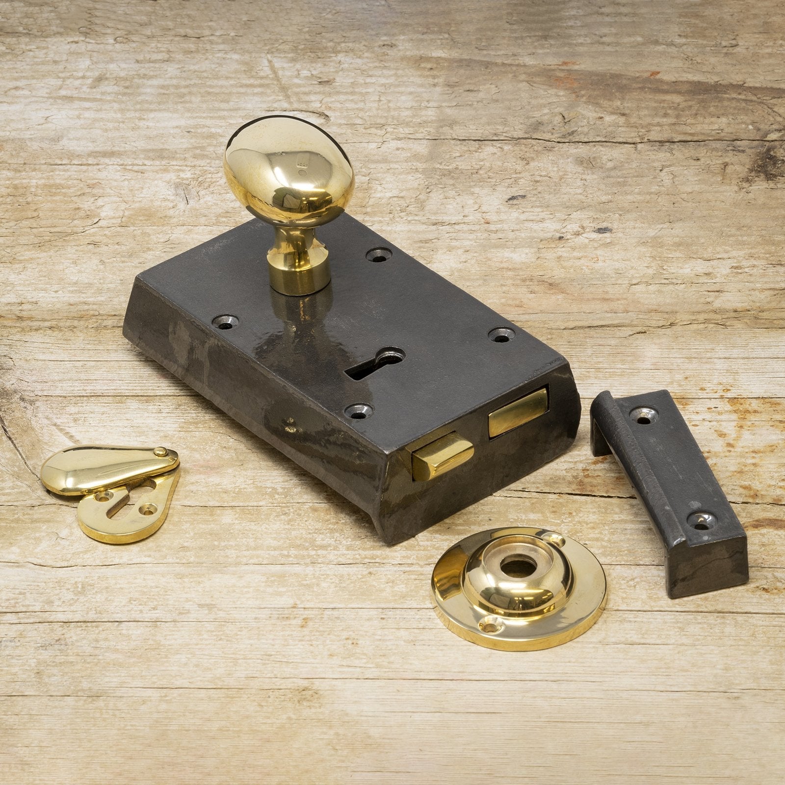 small iron rim lock with brass oval door knob set SHOW