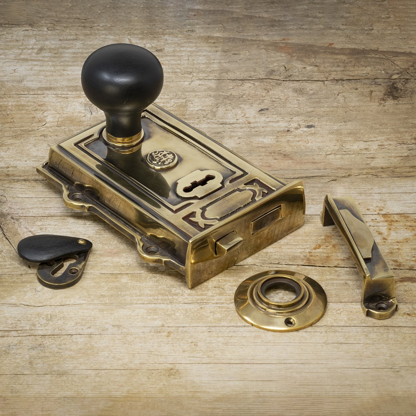 ornate antique brass rim lock & ebonised bun door knob set SHOW