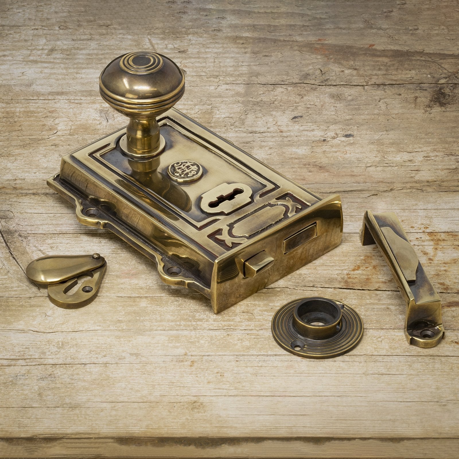 ornate antique brass rim lock & brass ringed knob set SHOW