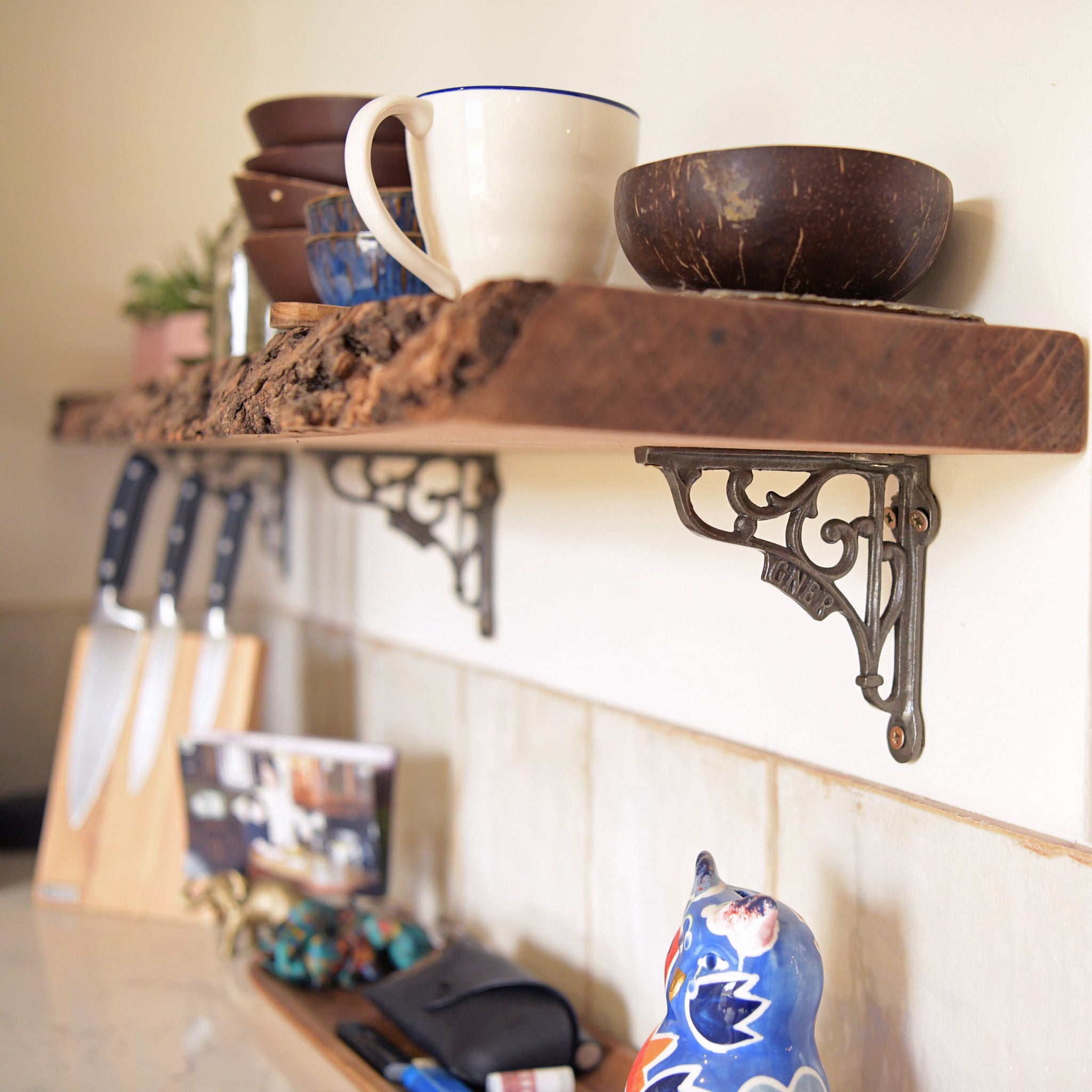 Cast iron Shelf Bracket GNER Design SHOW