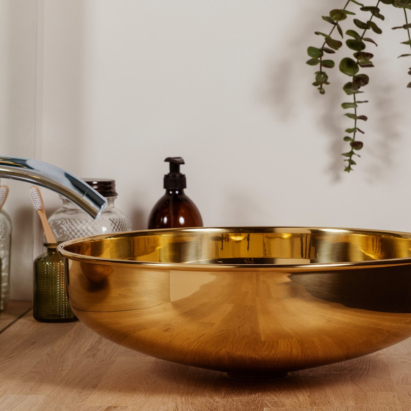 SHOW Hover image of Smooth Round Sink