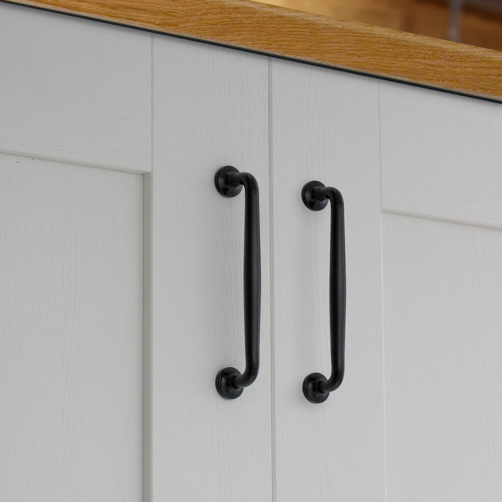 cupboard handles SHOW