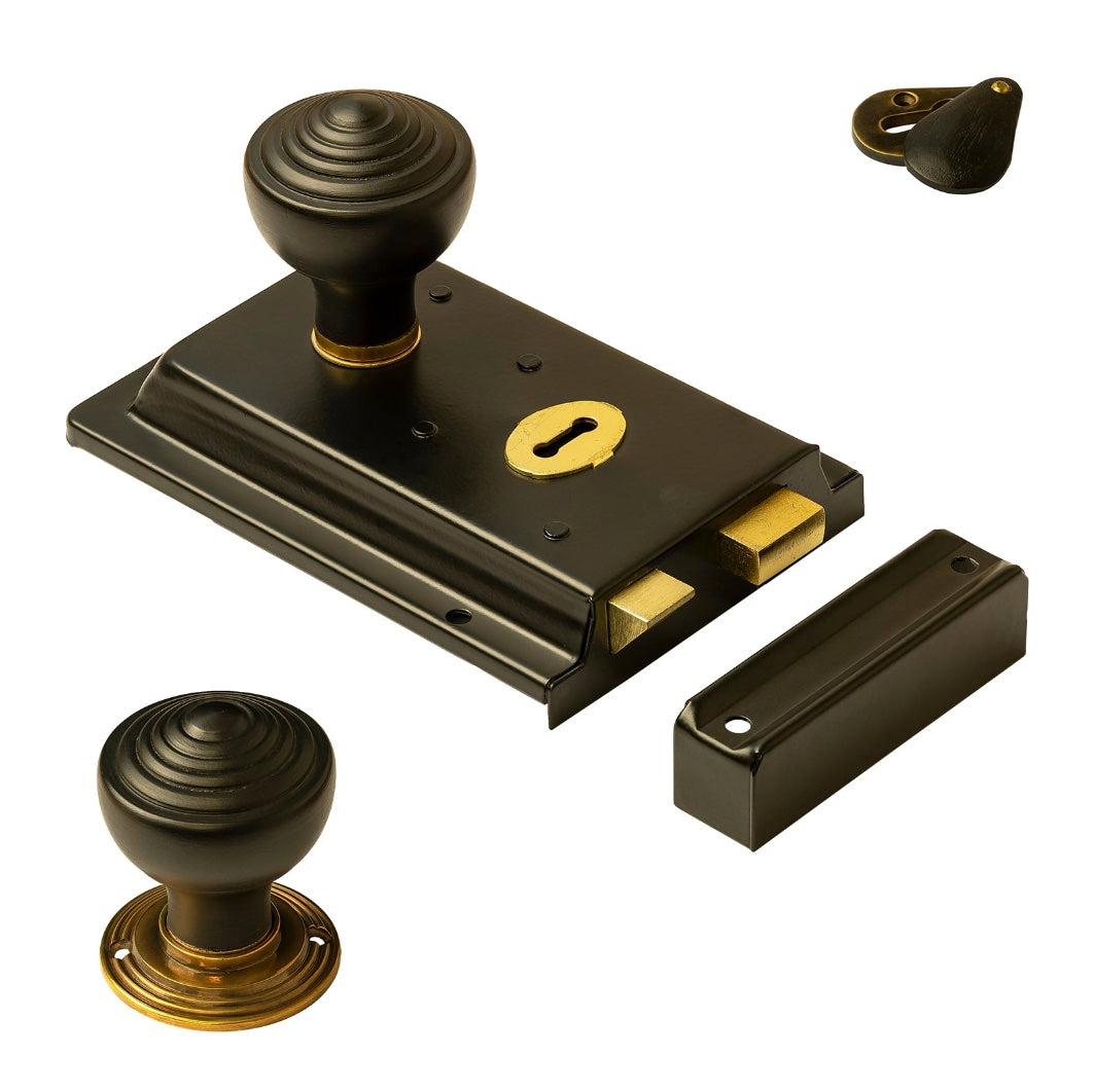 ringed door knob and rim lock set SHOW