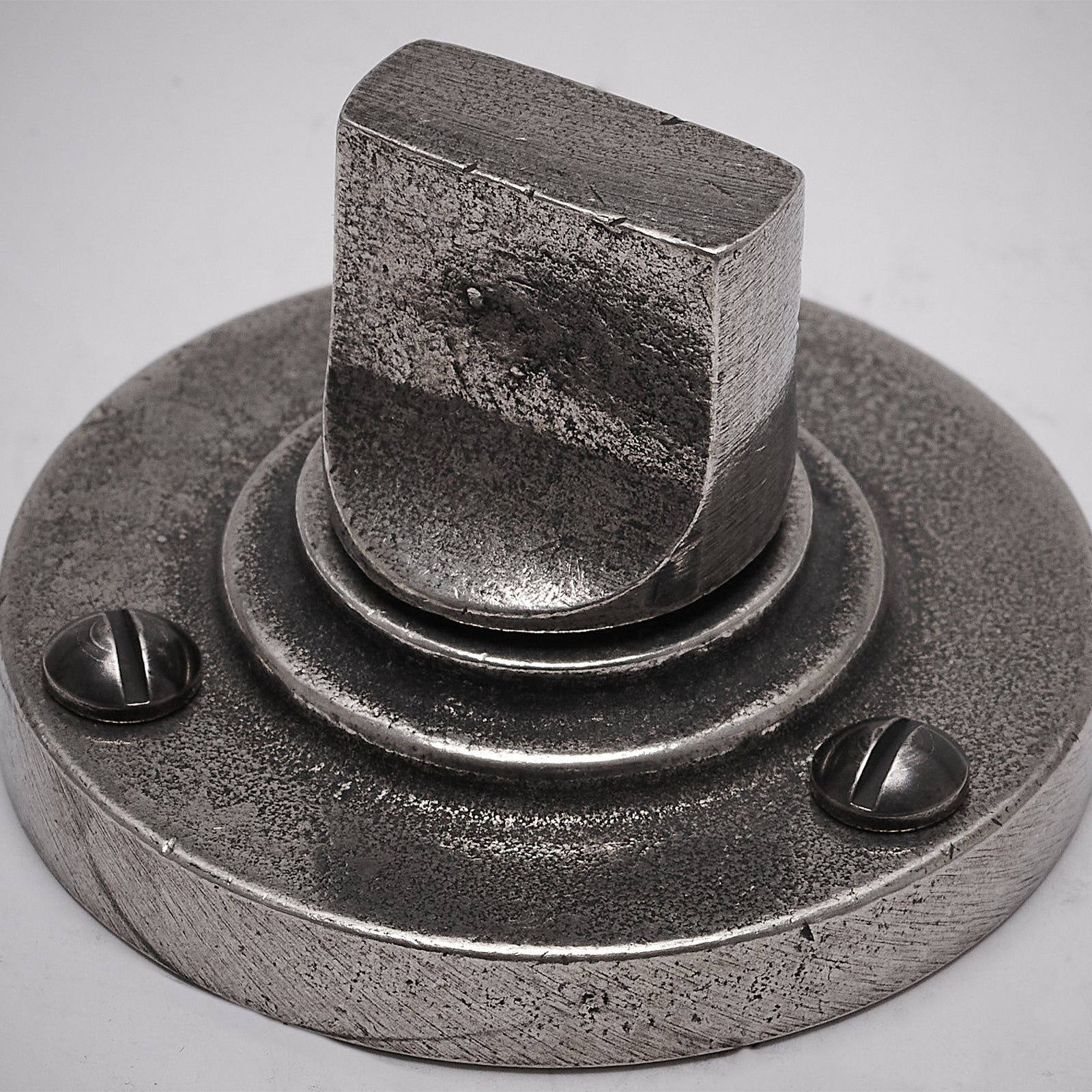 Pewter Round Turn & Releases SHOW